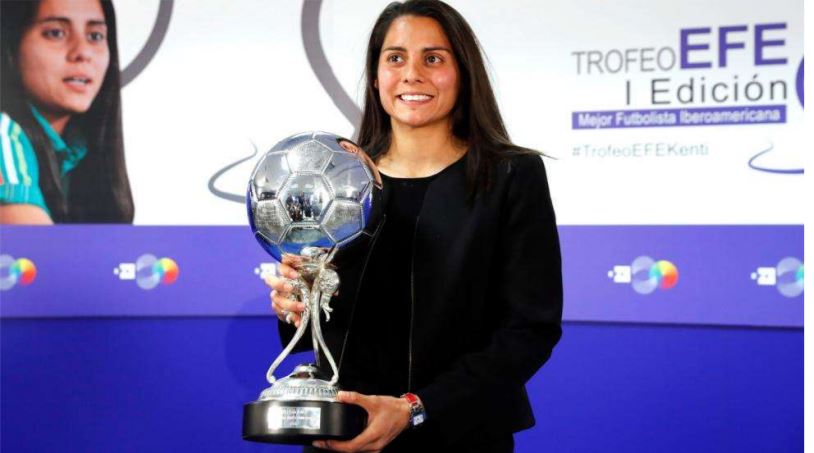 Kenti Robles Trofeo EFE a la futbolista iberoamericana del año