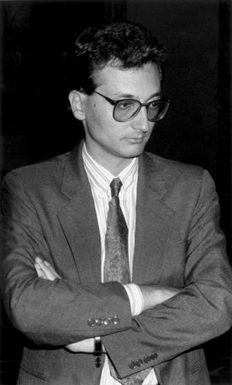 Madrid, año 1995.- Retrato de Emilio Crespo Sáiz, director de la Agencia Centroamericana de Noticias (ACAN), entre los años 1991-1995. EFE