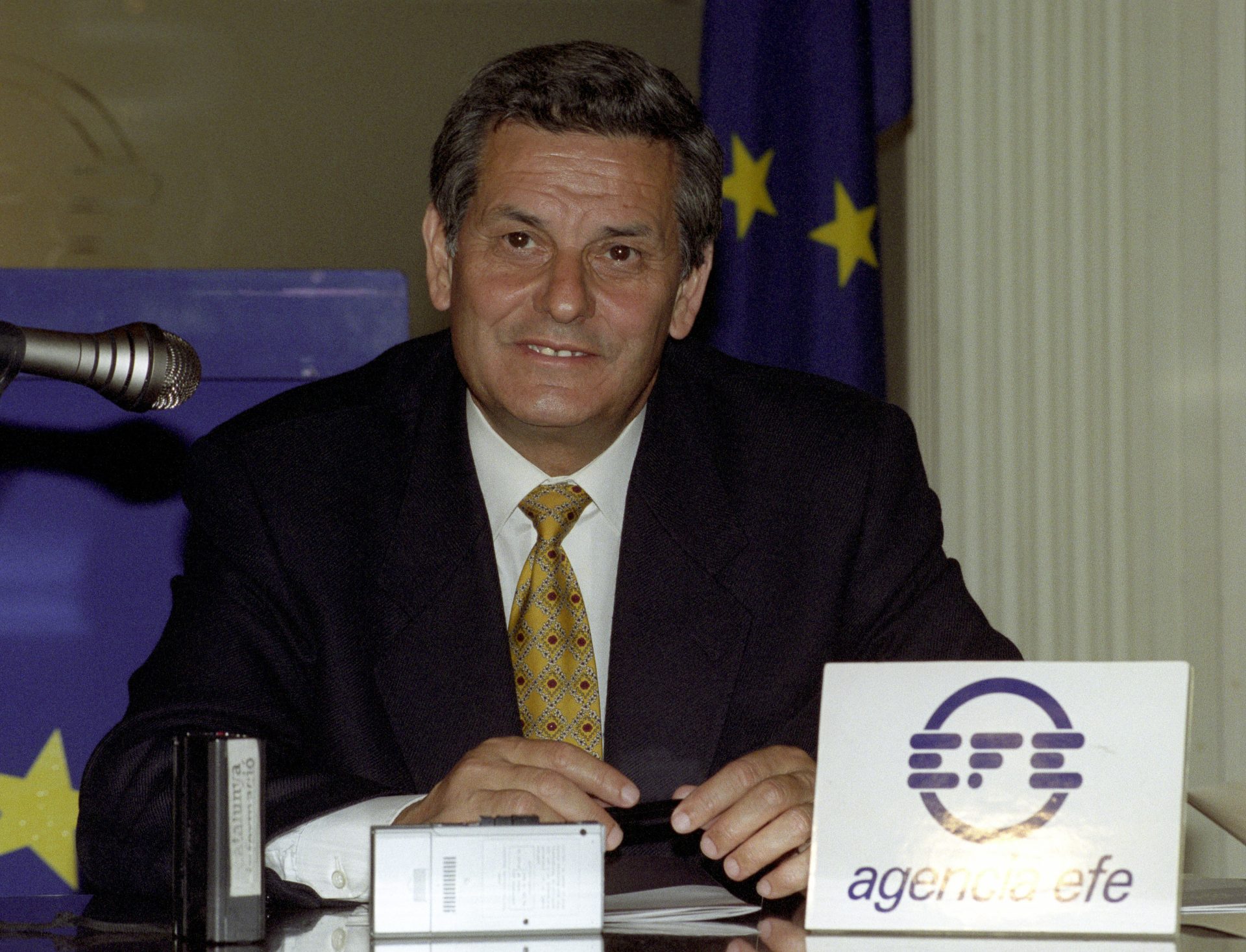 Alfosno Palomares, presidente de la Agencia EFE del 24 de octubre de 1986 al 28 de mayo de 1996