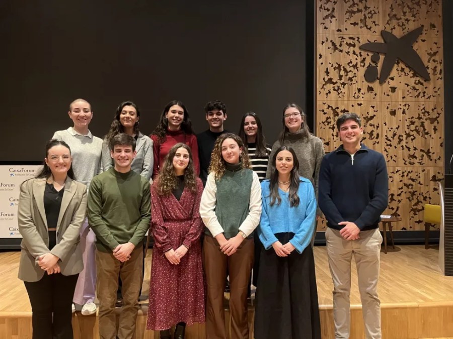 Becarios la Caixa EFE