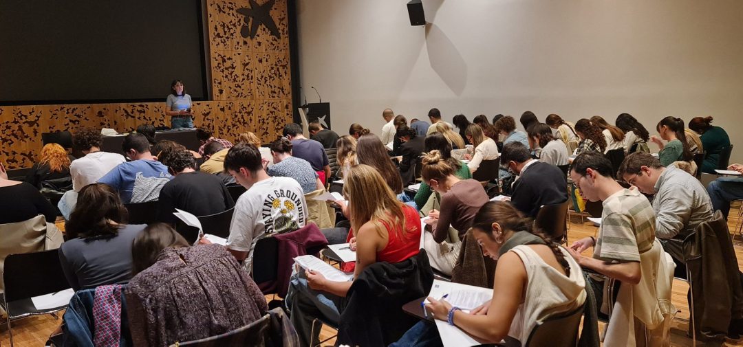 Un total de 74 estudiantes participan en las pruebas para optar a las doce becas de EFE-Fundación la Caixa