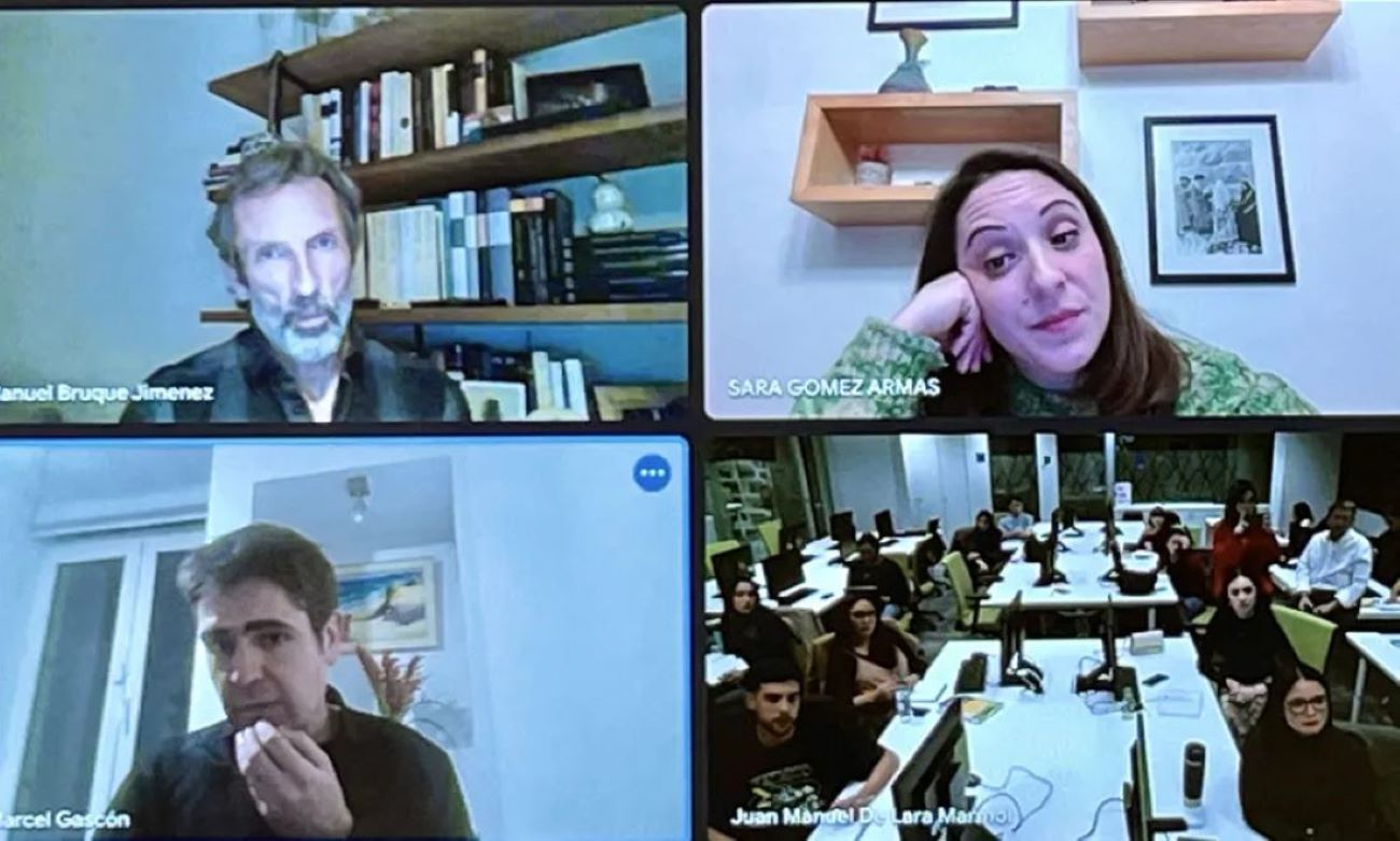 Participantes en el coloquio sobre periodismo de guerra y catástrofe, dentro del máster en Periodismo de Agencia de la Universidad Carlos III y la Agencia EFE.