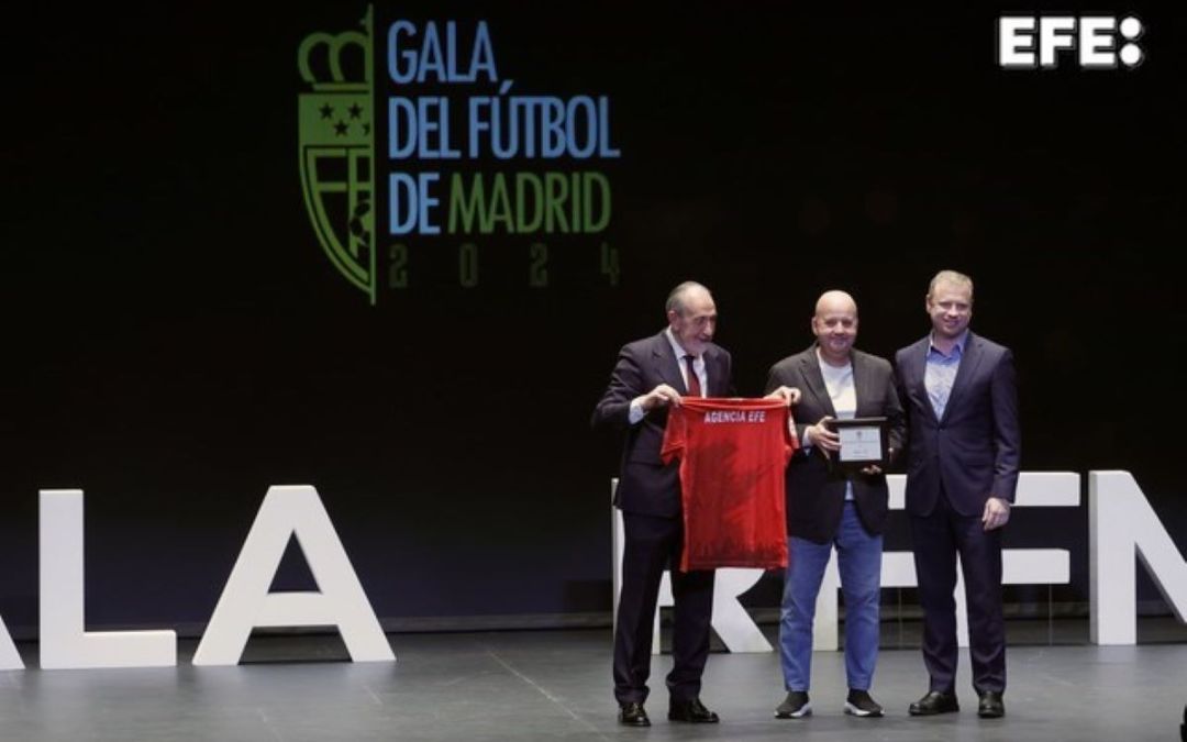 La Real Federación de Fútbol de Madrid premia a EFE