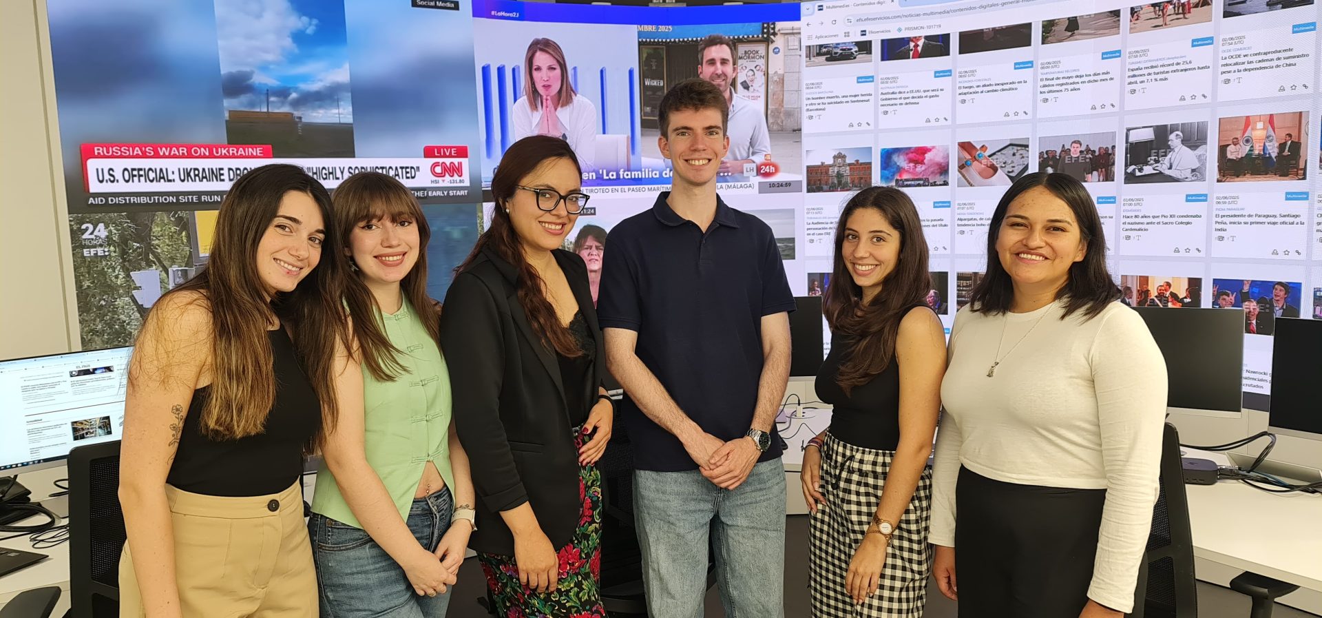 Imagen del grupo de alumnos que han comenzado las prácticas del Máster en Periodismo de Agencia de la UC3M-EFE