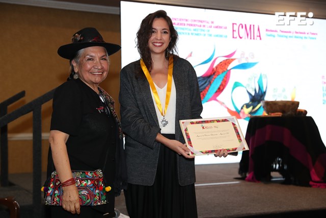 Efeminista, premiada por el Enlace Continental de Mujeres Indígenas de las Américas
