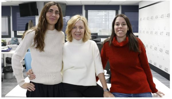 Ana Soteras, Berta Pinillos y María Abad, de la Agencia EFE, premiadas por la Academia de Medicina de España