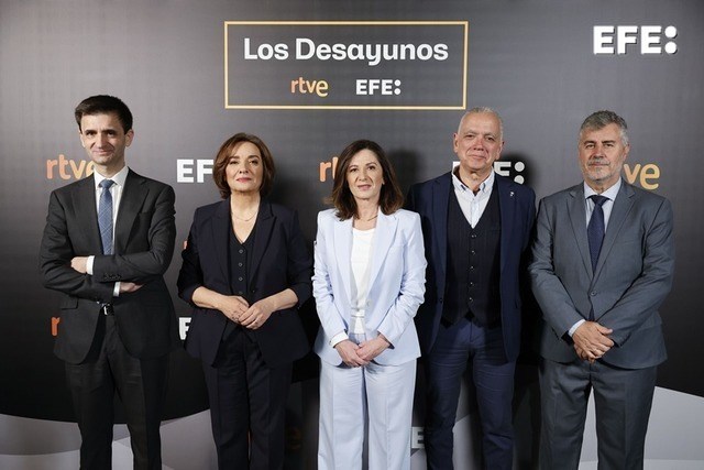 La Agencia EFE y RTVE relanzan “Los Desayunos” con la vicepresidenta primera del Gobierno, María Jesús Montero, como primera invitada