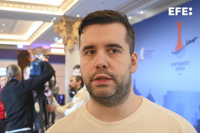 Moscú, 05/03/2026.- Yan Nepómniashchi, Gran Maestro de ajedrez ruso campeón de Rusia en 2010 y 2020, asistió a la ceremonia oficial que puso punto y final al “Aeroflot Open” de Moscú. EFE/Ignacio Ortega