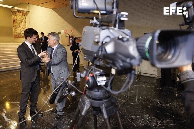 La Agencia EFE y RTVE valoran la apuesta pública de “Los Desayunos”, «donde tiene cabida todo el mundo»