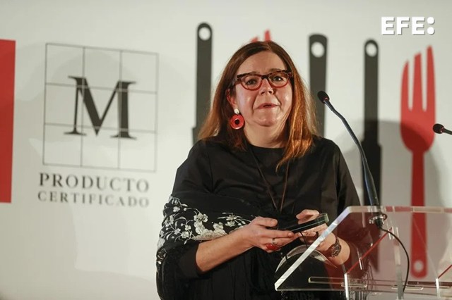 La periodista de la Agencia EFE Pilar Salas recibe el Premio Nacional de Gastronomía de Comunicación