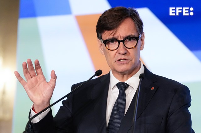 El presidente de la Generalitat, Salvador Illa, protagoniza “Los Desayunos” de RTVE y la Agencia EFE